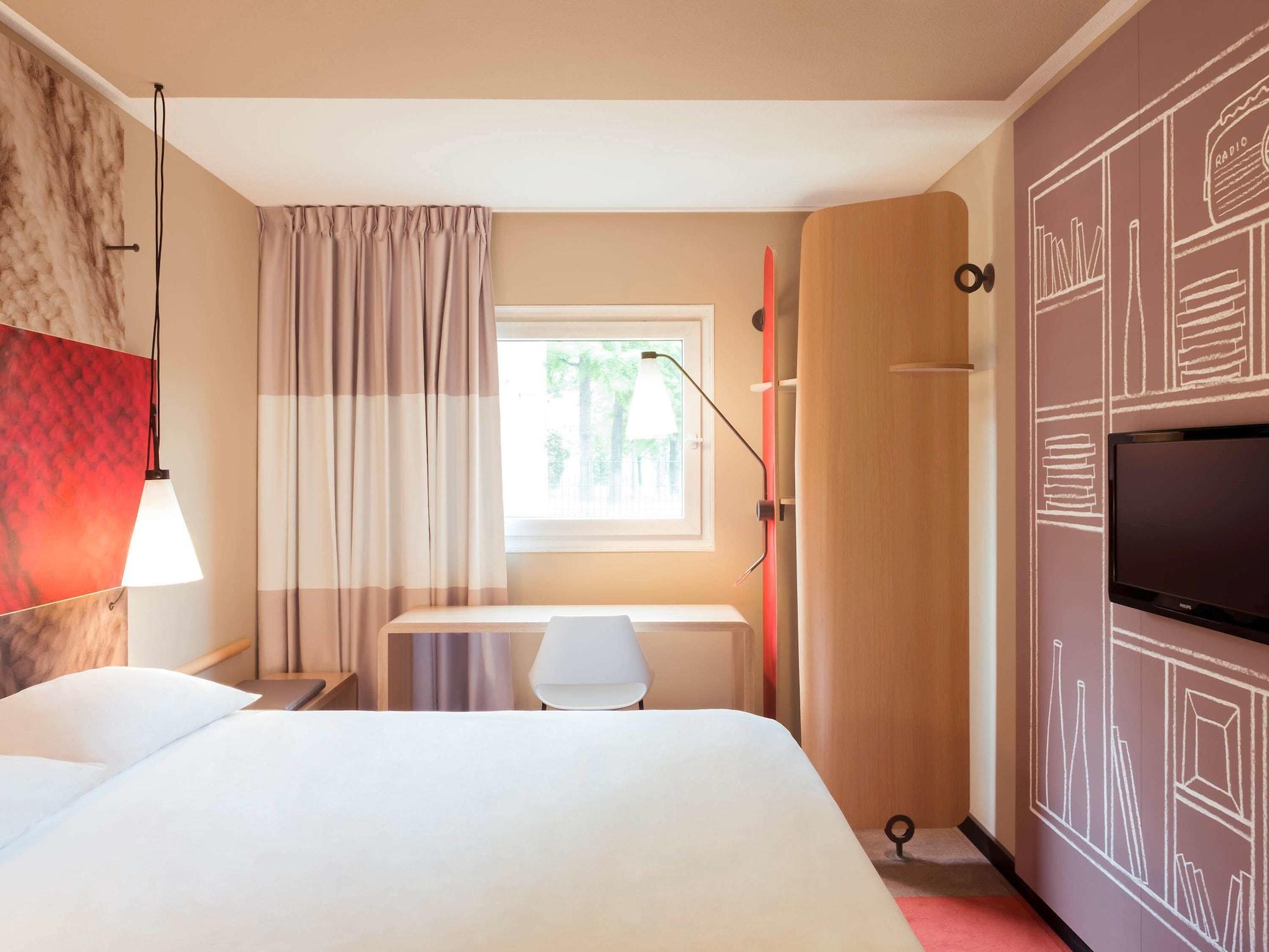 Ibis Aeroport Bale Mulhouse Hotel Сен-Луи Екстериор снимка