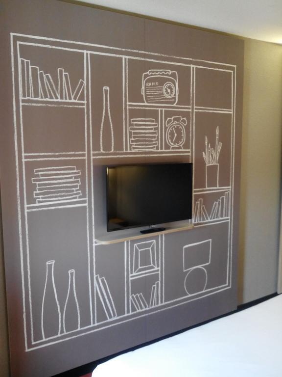 Ibis Aeroport Bale Mulhouse Hotel Сен-Луи Екстериор снимка