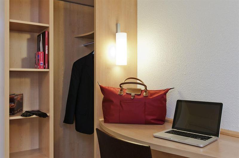 Ibis Aeroport Bale Mulhouse Hotel Сен-Луи Екстериор снимка